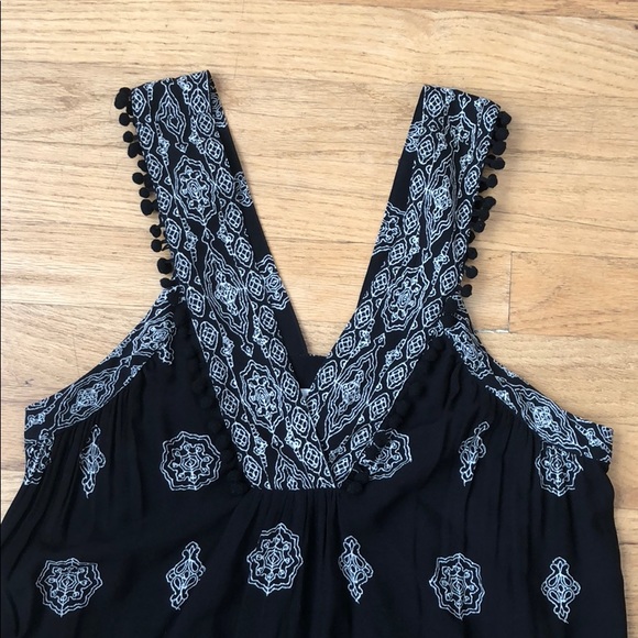 Black & white shirt - Picture 2 of 6